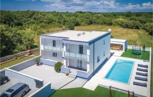 Lovely Home In Loborika With Wifi - Loborika