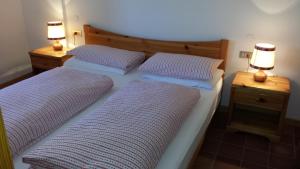Family Room (2 Adults + 3 Children) room in Hotel Garni Gonzaga