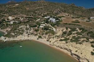 Giourgas Studios & Apartments Milos Greece