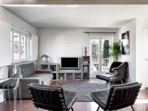 Carcavelos Beach&Bike House (view, parking, wi-fi) - 4hvězdičkové hotely ve městě Carcavelos