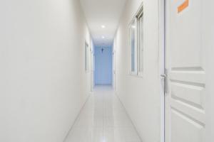 RedDoorz at Siwalankerto Surabaya