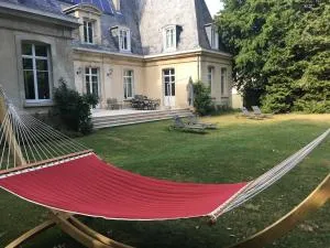 Le Château d'Hermonville B&B / Chambres d'hôtes - Trigny