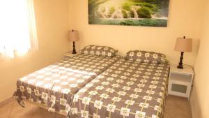 Tenerife with impressive pool 136