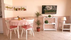 Tenerife with impressive pool 136