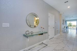 Club Cabana Ultimate 8BD Getaway with Pool Spa & Home Theater