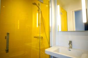 Hotels ibis Styles Saumur Gare Centre : photos des chambres