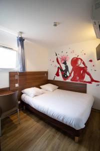 Economy Double Room room in Hôtel le Pastel