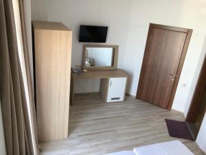 M-Rooms