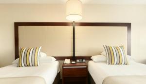 Guestroom 2 Doubles room in Hyatt Regency Morristown