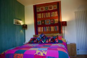 Small Double Room room in Western House