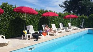 Auberge Villa Montaleigne photo 12