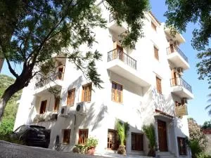 Anthemis Hotel - Agios Kirykos