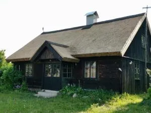 Dom Letniskowy Wakacje Pod Strzechą - Bobrowiec