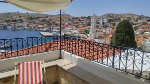 Rosalia Apartments Halki-Island Greece