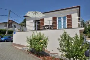 Apartments Golden hour - Jurdani