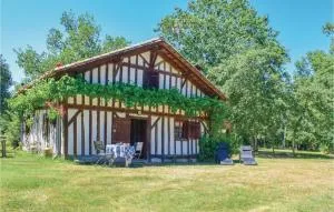 Lovely Home In Vert With Wifi - Cachen