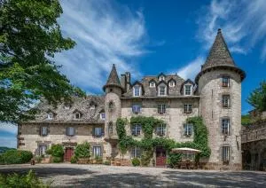 Chateau De Courbelimagne, Raulhac - Cros-de-Ronesque