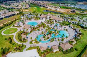 Four-Bedroom House room in Kids Will Love Water Park Slides