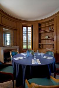 Hotels Hotel Chateau Golf des Sept Tours by Popinns : photos des chambres