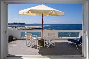 2 bedroom apartment with terrace in Tinos Chora