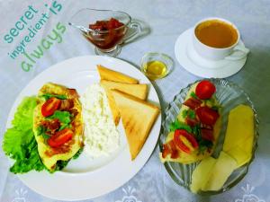 Домик у реки Куры