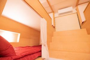 Phòng Bốn Người Có Phòng Tắm Riêng (Quadruple Room with Private Bathroom)