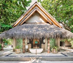 Muravandhoo Island, Raa Atoll, Maldives.