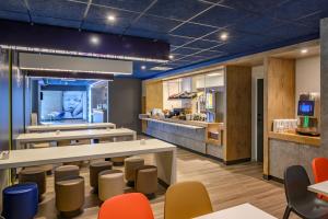 Hotels ibis budget Saint-Etienne Centre Gare Chateaucreux : photos des chambres