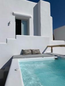 White Loft Ios Greece