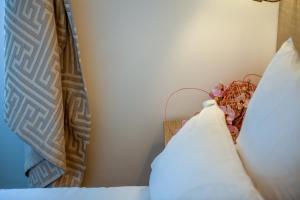 Hotels Hotel Logis Laurent Rodriguez : photos des chambres