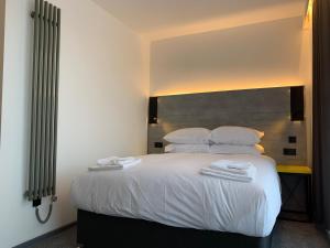 Deluxe King Room room in Motel Air Glasgow Airport