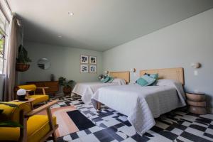 Casa Ixaya by Barrio México