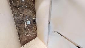 White Pearl Apartment 3.12