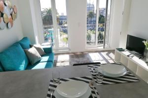 Window Garden Apartment