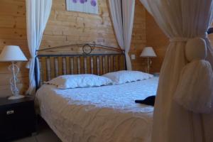 Maisons d'hotes le chalet du roc : photos des chambres