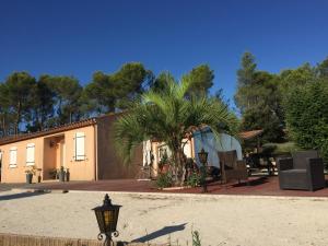 Panzió Villa Valeriane Rocbaron Franciaország