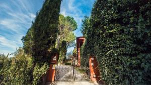 Villa Nuba, in campagna e a 5 minuti dal cuore del centro storico, elegante residenza con due sale da bagno, jacuzzi e ogni comfort