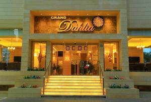 Grand Dahlia Hotel Apt