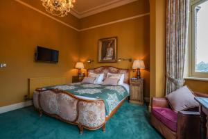 Albero Bedrooms