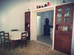 Artemonahi Traditional Cosy House