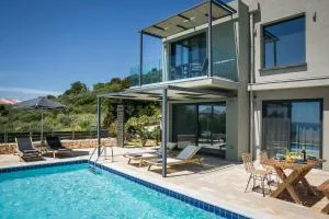 Villa Sea front - Spathíon