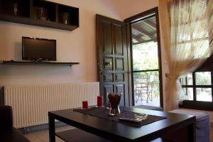 Giorgio Home - Amazing House 3BD - 400m by the sea Olympos Greece