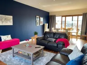 5 Bedroom Central Penthouse Apartment - Edinburgh