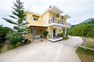 Ionian View Apartments - Parga Panoramic Seaview Gems
