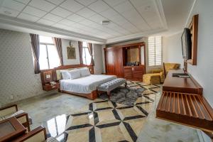 Duc Long Gia Lai Hotels & Apartment