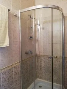 DEA Pasavan Apartments - 阿赫洛伊