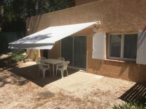 Maisons de vacances Maison d'hotes Velaux Ecureuil et Pinede : photos des chambres