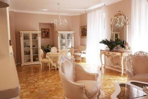 3 star Отель Hotel La Scogliera Бордигера Италия