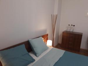 500 steps to the sand