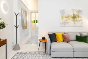 Amazing Art Deco Villa 150m to sea with Daily Housekeeping - Слима